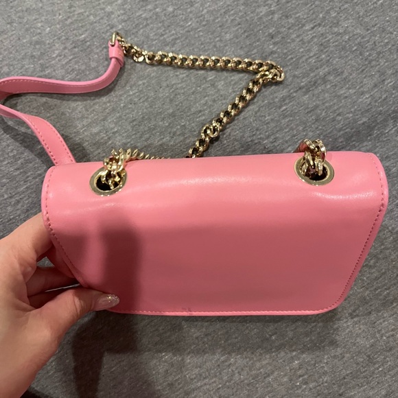 Salvatore Ferragamo - Picture 6 of 6